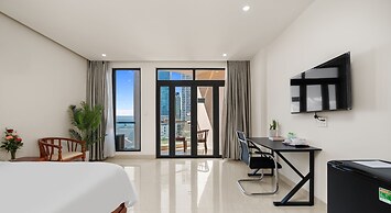 Cocorico Da Nang Beach Hotel