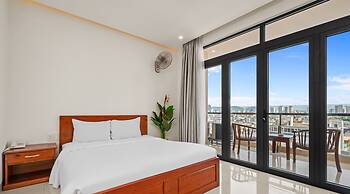 Cocorico Da Nang Beach Hotel