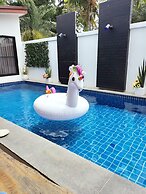 Hunter Hide Pool Villa