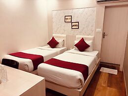 Hotel Chariot Inn