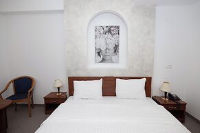 Hotel Excelsior