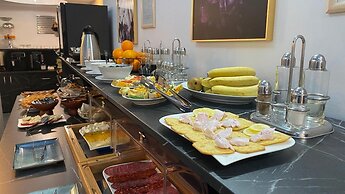 Hotel Excelsior