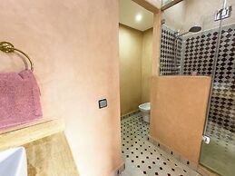 Riad Tonaroz