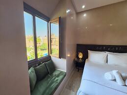Riad Tonaroz