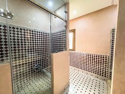 Riad Tonaroz