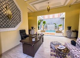Riad Tonaroz