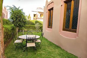 Riad Tonaroz