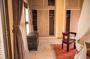 Riad Tonaroz