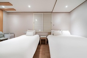 ANYANG IT CENTRO HOTEL