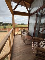 Moyoni Africa Lodge & Tours