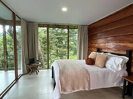 Monte y Alma Monteverde
