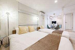 Namba Kuromon Central Self Inn
