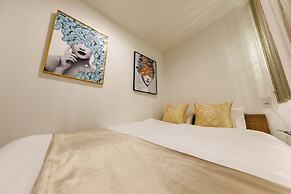 Namba Kuromon Central Self Inn