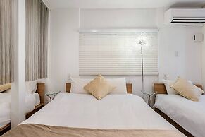 Namba Kuromon Central Self Inn
