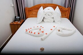 Wooden Haven Hotel