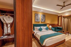 HOTEL WHITE RABBIT