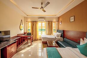HOTEL WHITE RABBIT