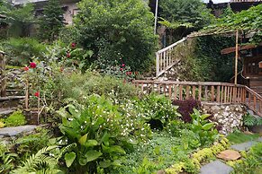 Ta Phin Cottage