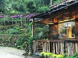 Ta Phin Cottage