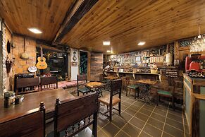 Ta Phin Cottage