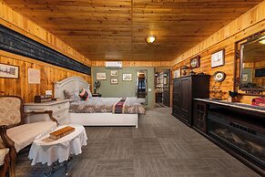 Ta Phin Cottage