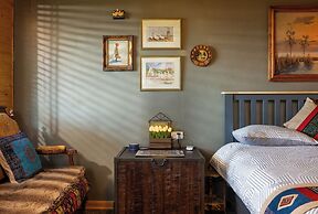 Ta Phin Cottage