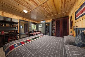 Ta Phin Cottage