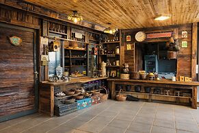 Ta Phin Cottage