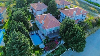 The One Alacati