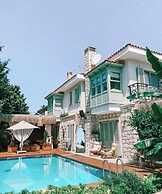 The One Alacati