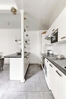 Stylish 1BR by Luxembourg Garden