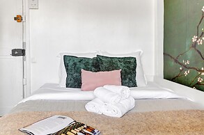 Charming Studio Near Palais Royal