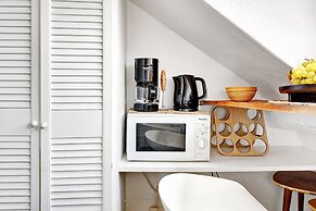 Charming Studio Near Palais Royal
