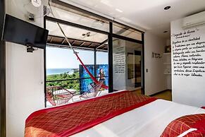 Cabane Container Hotel - Adults Only