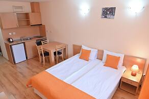 Aparthotel Orbilux