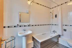 White Waters Hotel