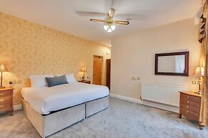 White Waters Hotel