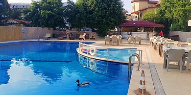 Atlantis  Hotel