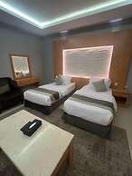 SMO Suite Hotel