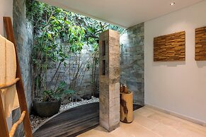 Villa Reina by Soobali