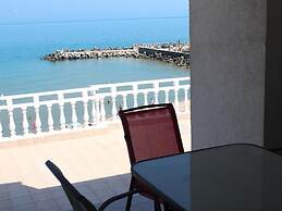 Hotel NOY