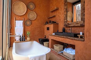 Casa del Toro Luxury Ranch