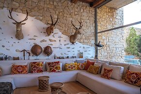 Casa del Toro Luxury Ranch