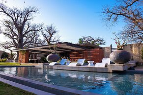 Casa del Toro Luxury Ranch