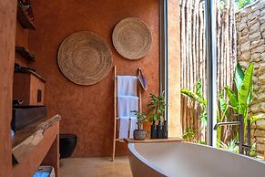 Casa del Toro Luxury Ranch