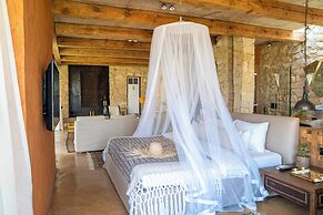 Casa del Toro Luxury Ranch