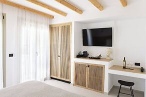 Kalea Suites