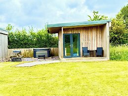 Bristol Escape Cabin With Stunning Views