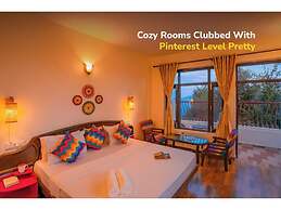 goSTOPS Mukteshwar - Private Rooms and Dorms