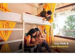 goSTOPS Mukteshwar - Private Rooms and Dorms